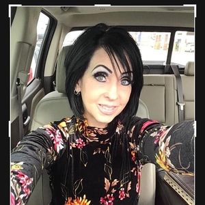 Meet your Posher, Dena kay